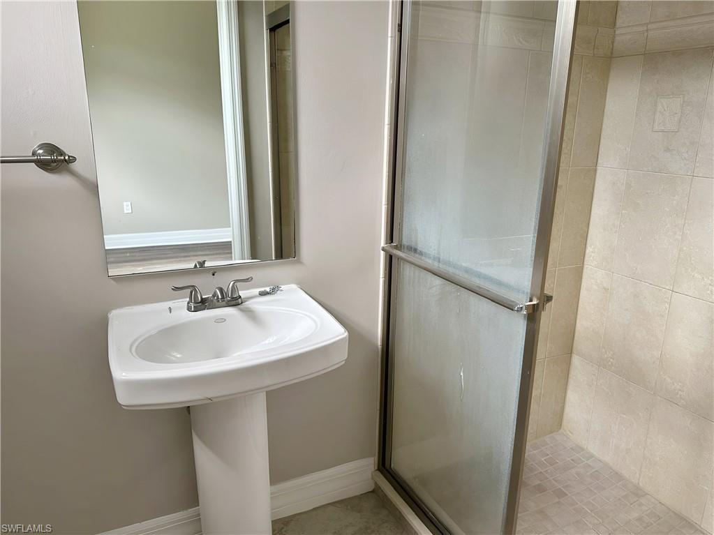 SWAN LAKE SOUTH - Residential