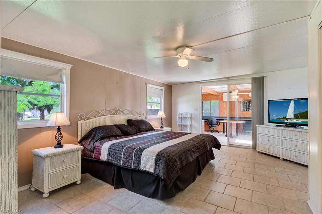 ENCHANTING ACRES MOBILE HOME - Residential