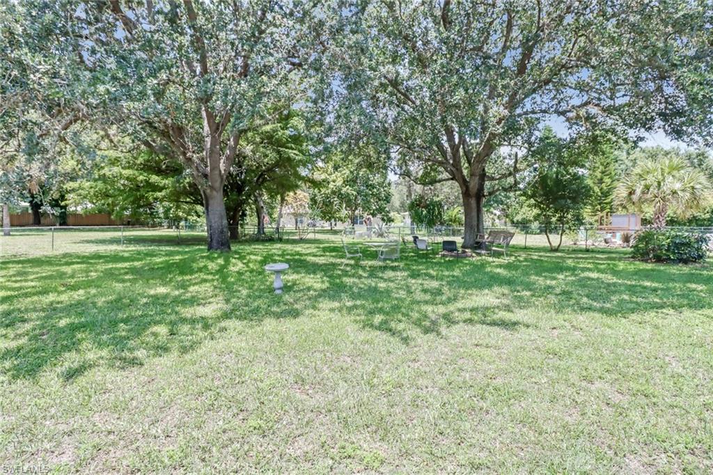 CITRUS GREENS - Residential