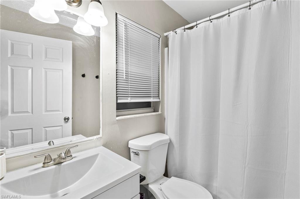 SAN CARLOS PARK - Residential Income