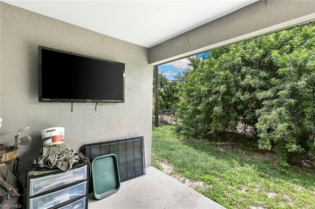 SAN CARLOS PARK - Residential Income