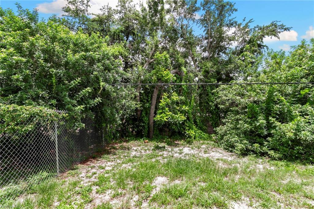 SAN CARLOS PARK - Residential Income
