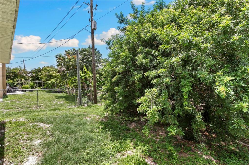 SAN CARLOS PARK - Residential Income