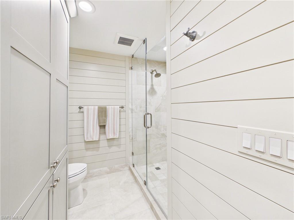 MISTY COVE - Residential