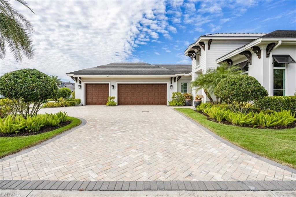 WINDWARD ISLE - Residential