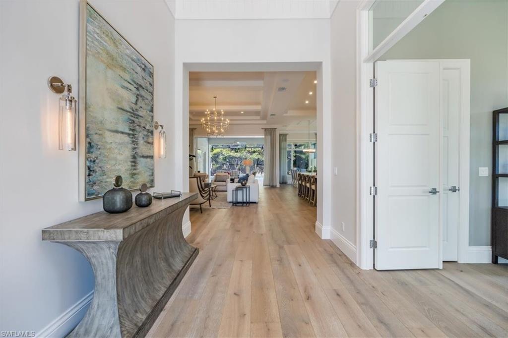 WINDWARD ISLE - Residential