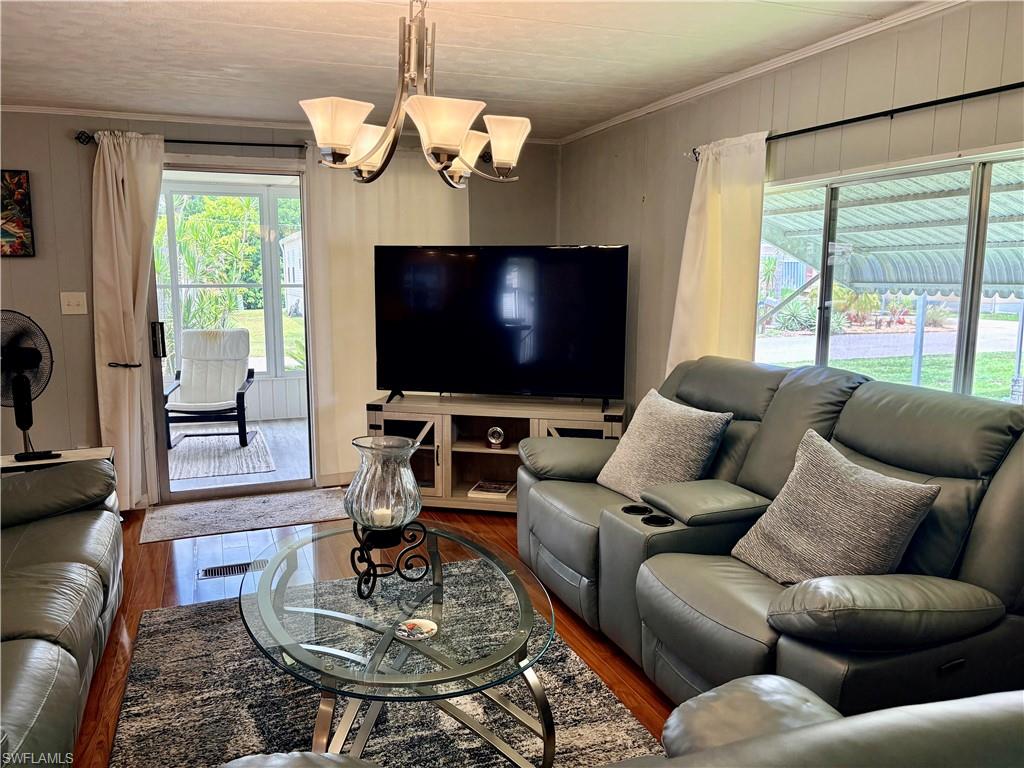 LAUREL ESTATES MOBILE HOME VIL - Residential