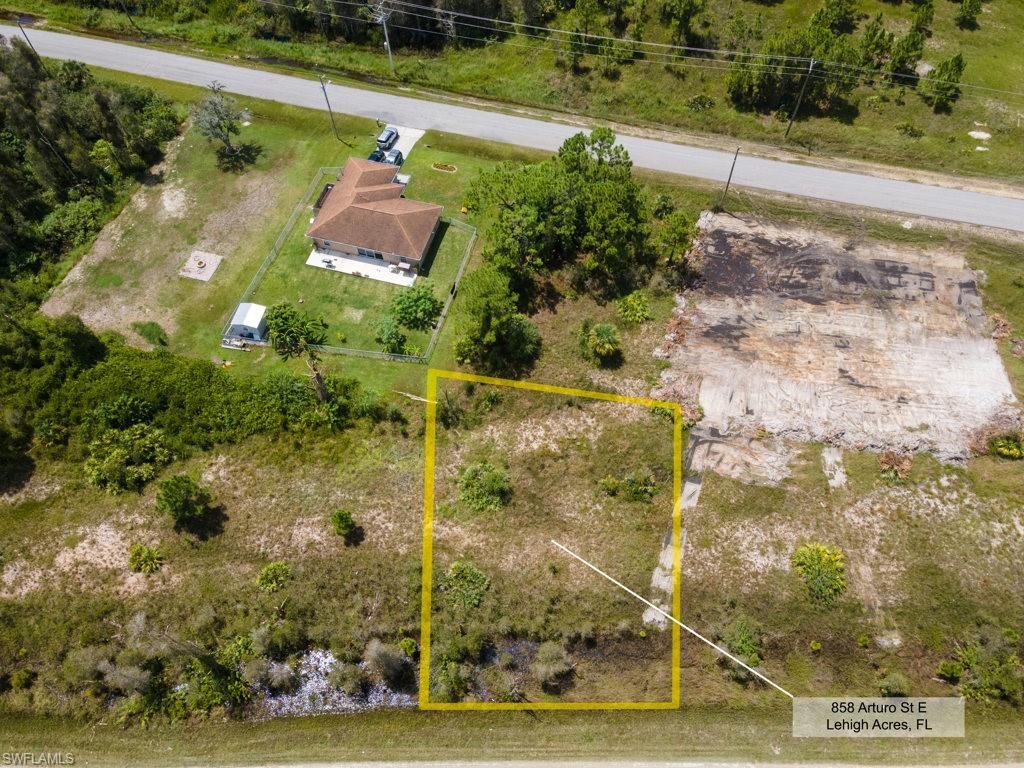 LEHIGH ACRES - Land