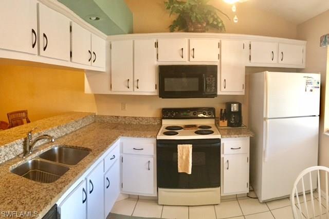 COUNTRY CLUB VILLAGE - Residential