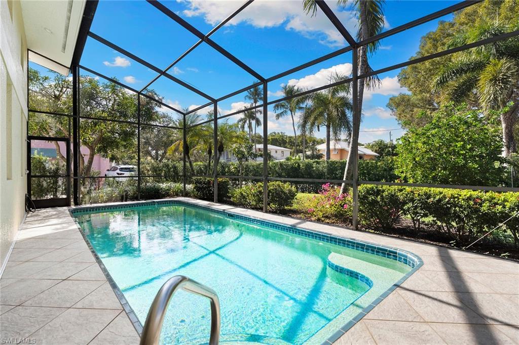 OLDE NAPLES - Residential