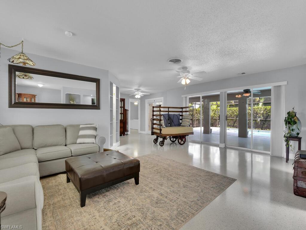 PINE HURST ESTATES - Residential