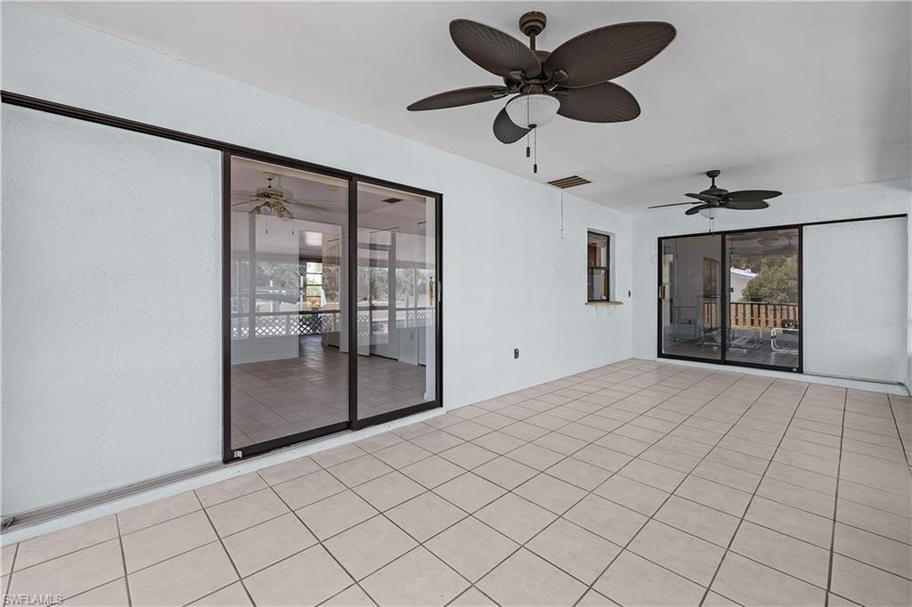 KNIGHTS BOKEELIA ISLE - Residential