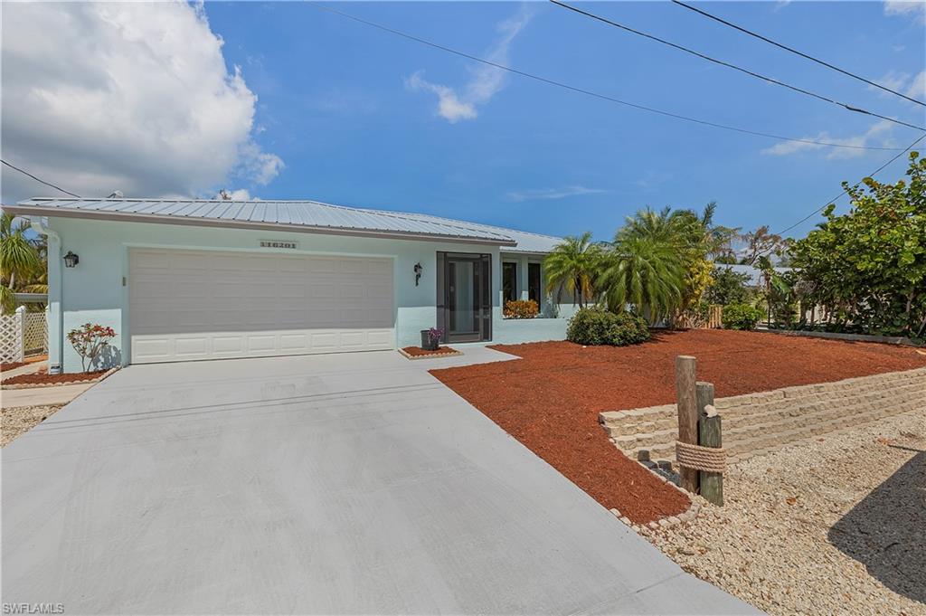 KNIGHTS BOKEELIA ISLE - Residential