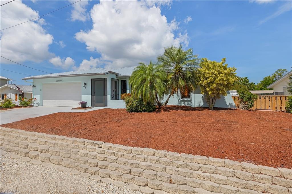 KNIGHTS BOKEELIA ISLE - Residential