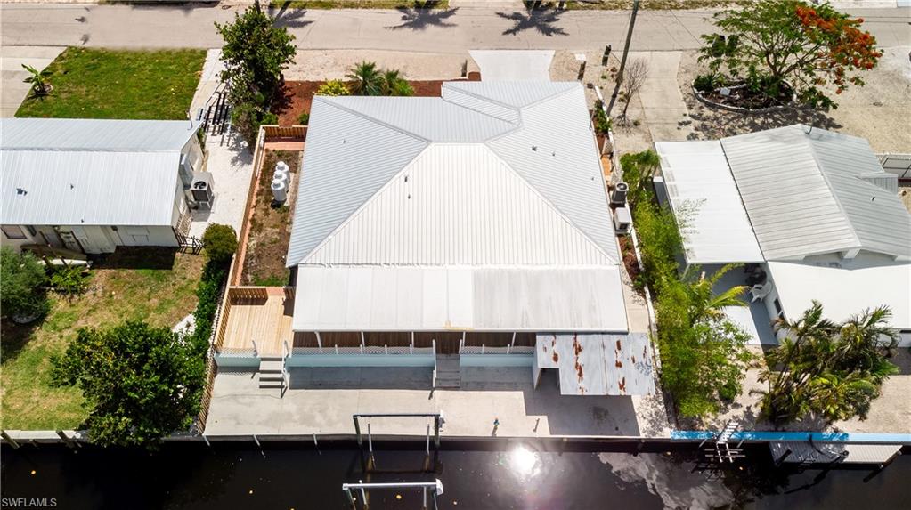 KNIGHTS BOKEELIA ISLE - Residential
