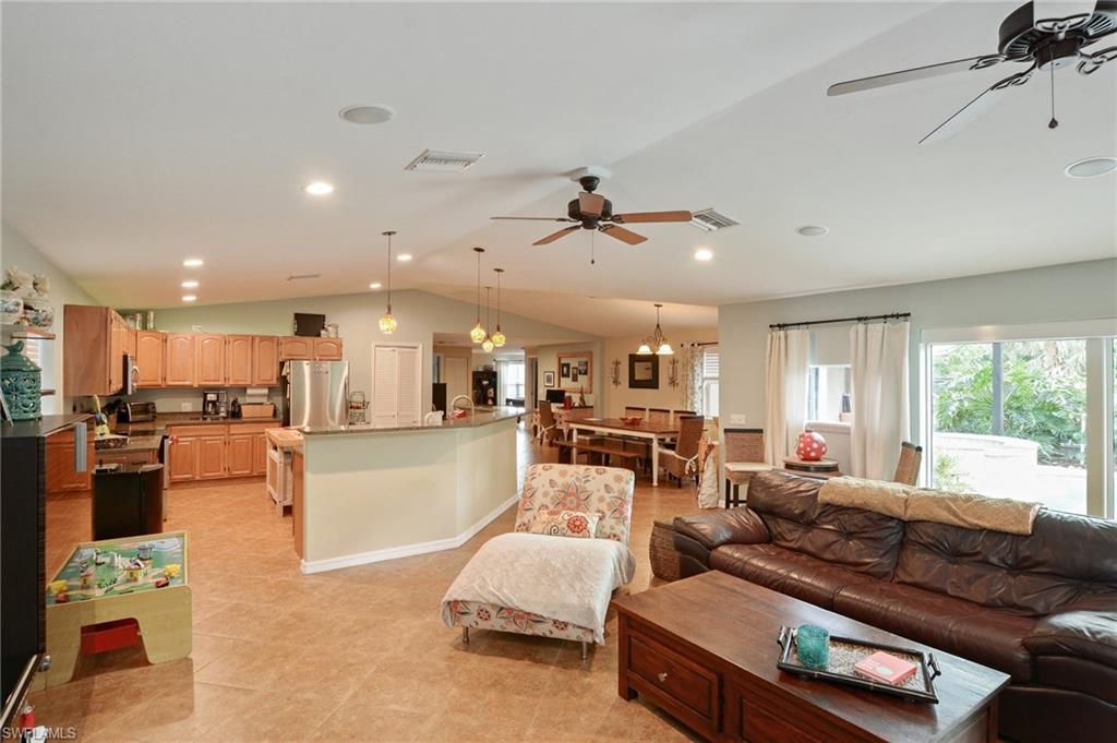 GOLDEN GATE ESTATES - Residential