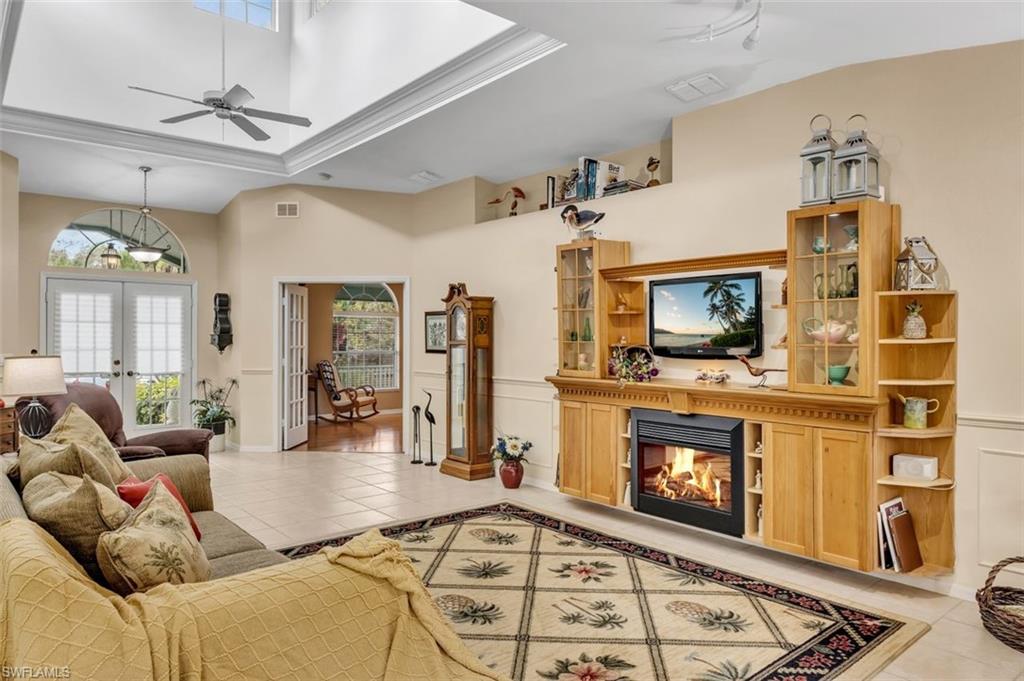 GOLDEN GATE ESTATES - Residential