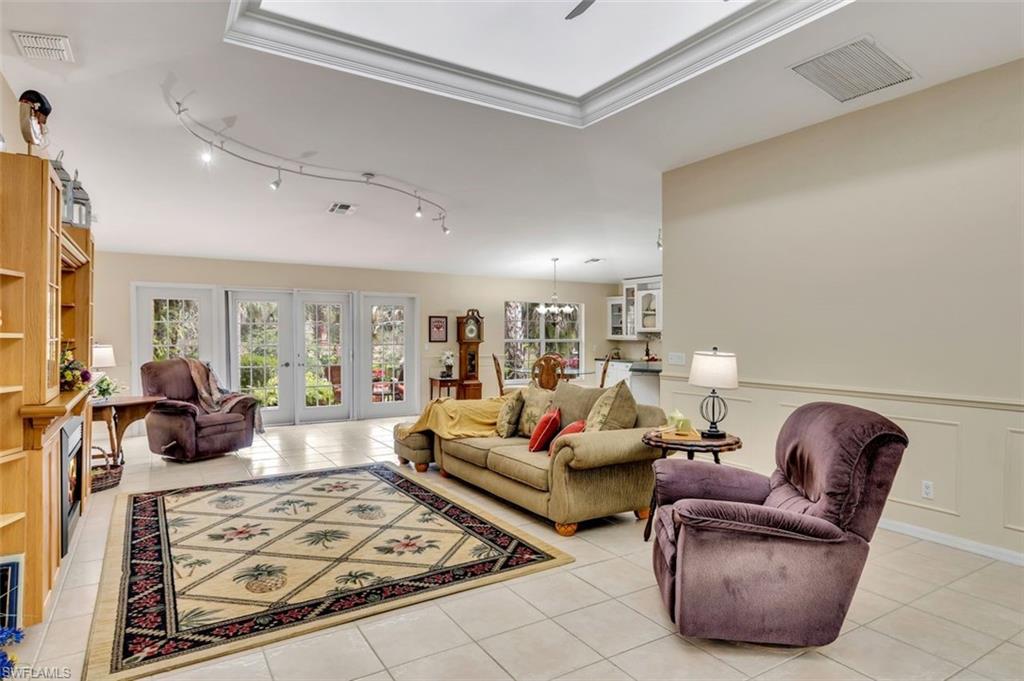 GOLDEN GATE ESTATES - Residential