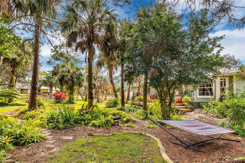 GOLDEN GATE ESTATES - Residential