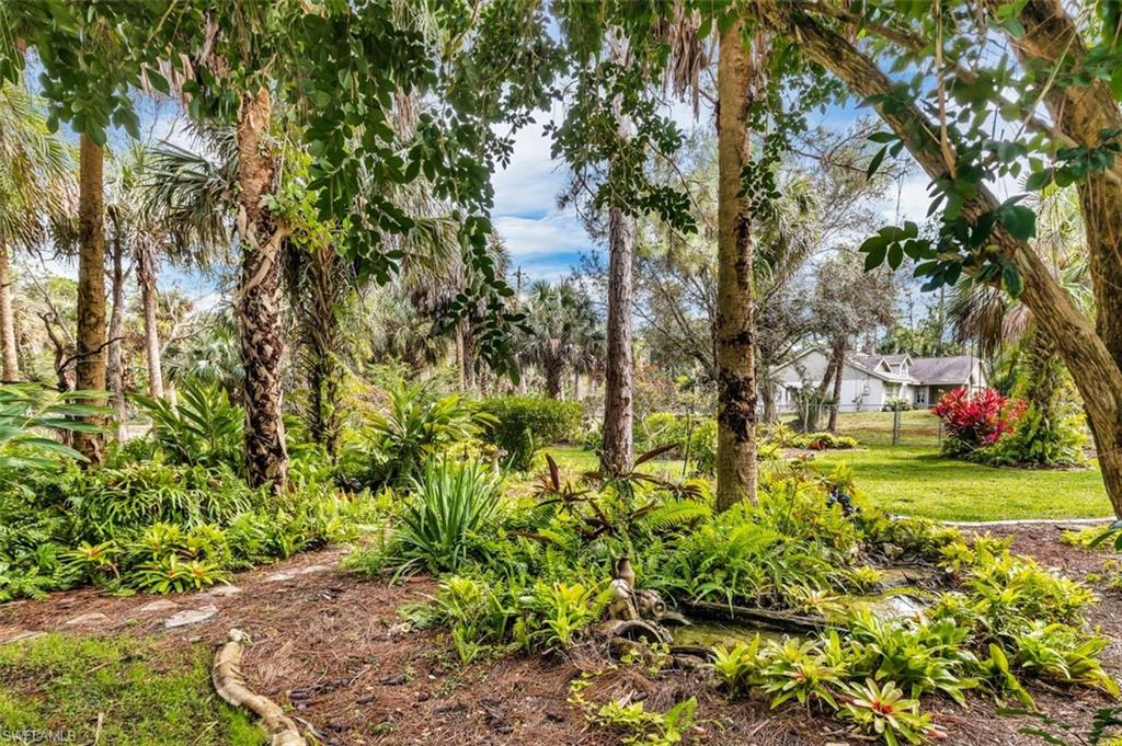 GOLDEN GATE ESTATES - Residential