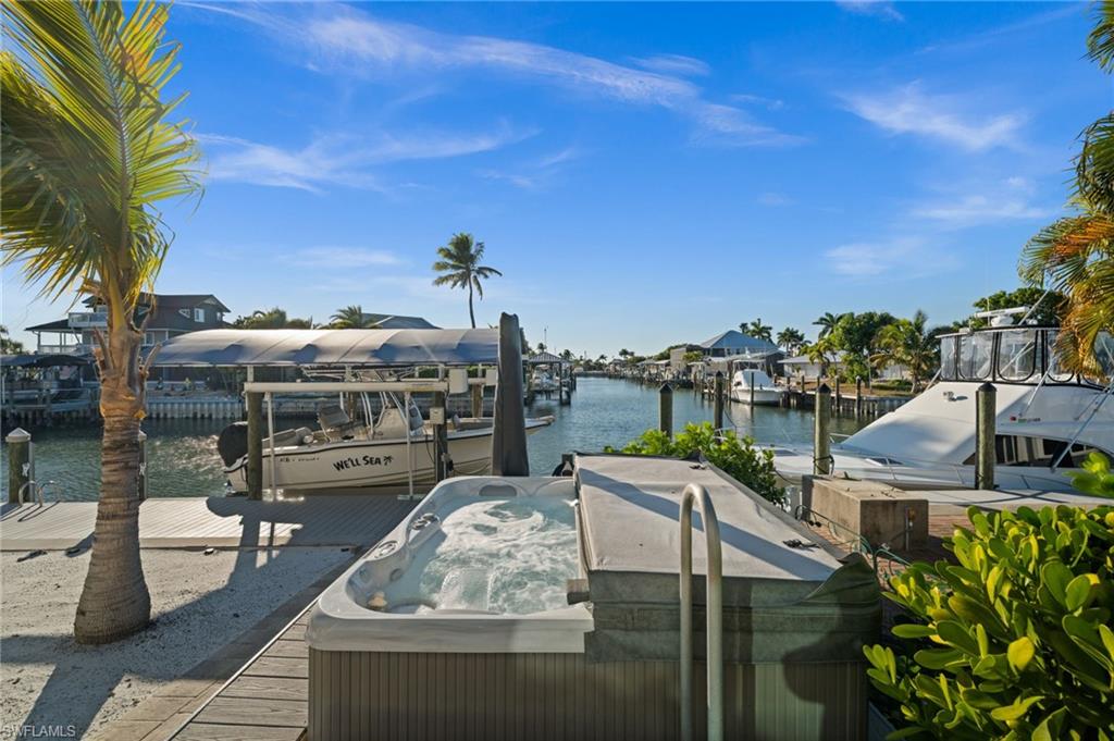 PINE ISLAND SHORES UNIT 1 - Residential