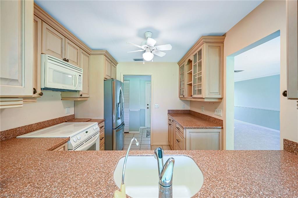 LAKEWOOD VILLAS - Residential