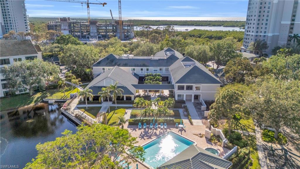 ARBOR TRACE - Residential