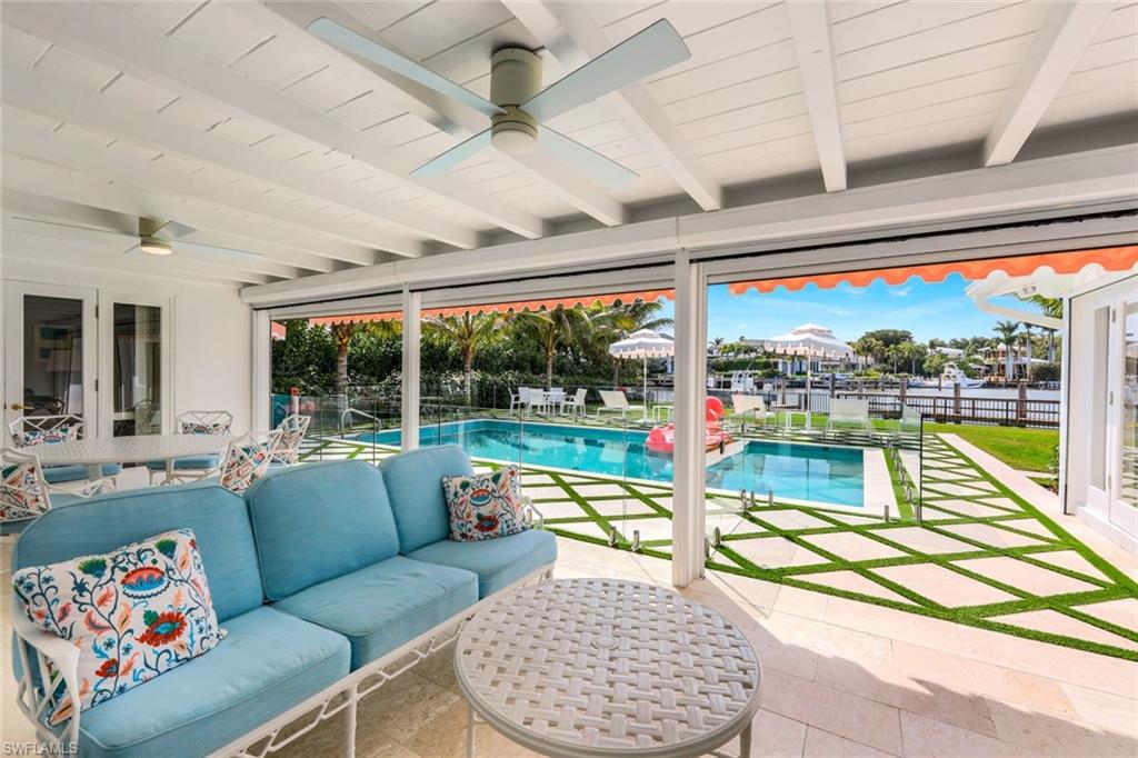 AQUALANE SHORES - Residential