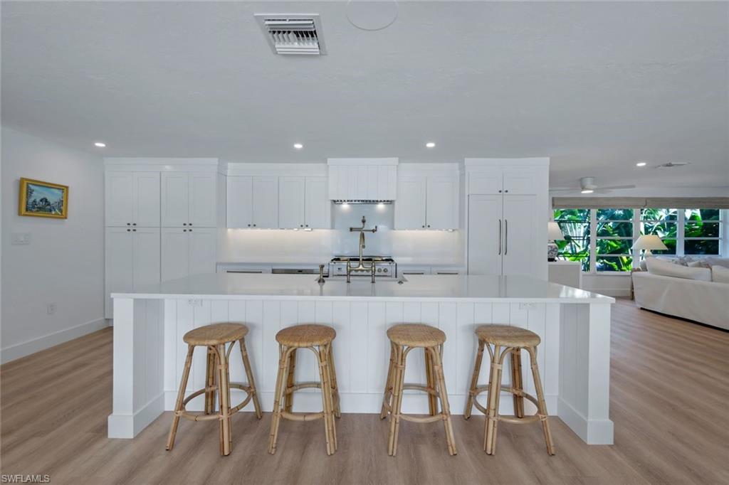 AQUALANE SHORES - Residential