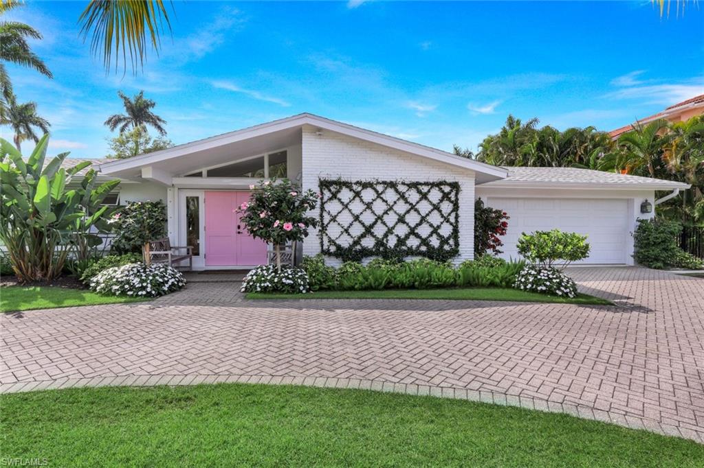 AQUALANE SHORES - Residential