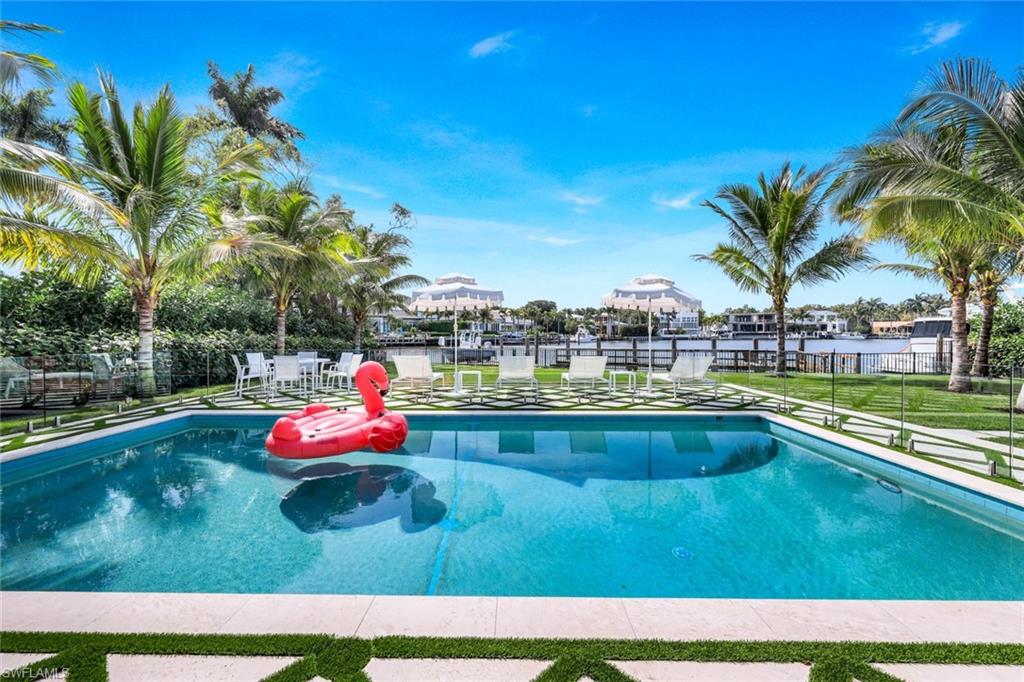 AQUALANE SHORES - Residential