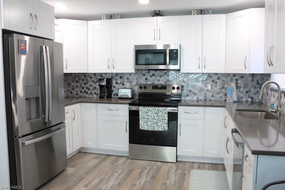 DAVIS WOODS CONDOMINIUM - Residential