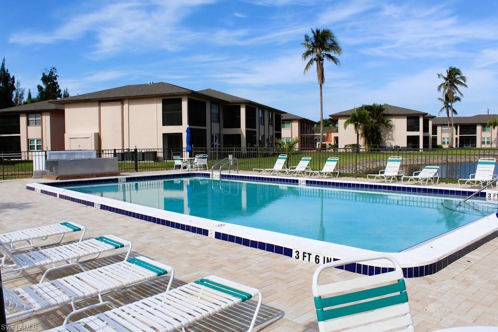 DAVIS WOODS CONDOMINIUM - Residential