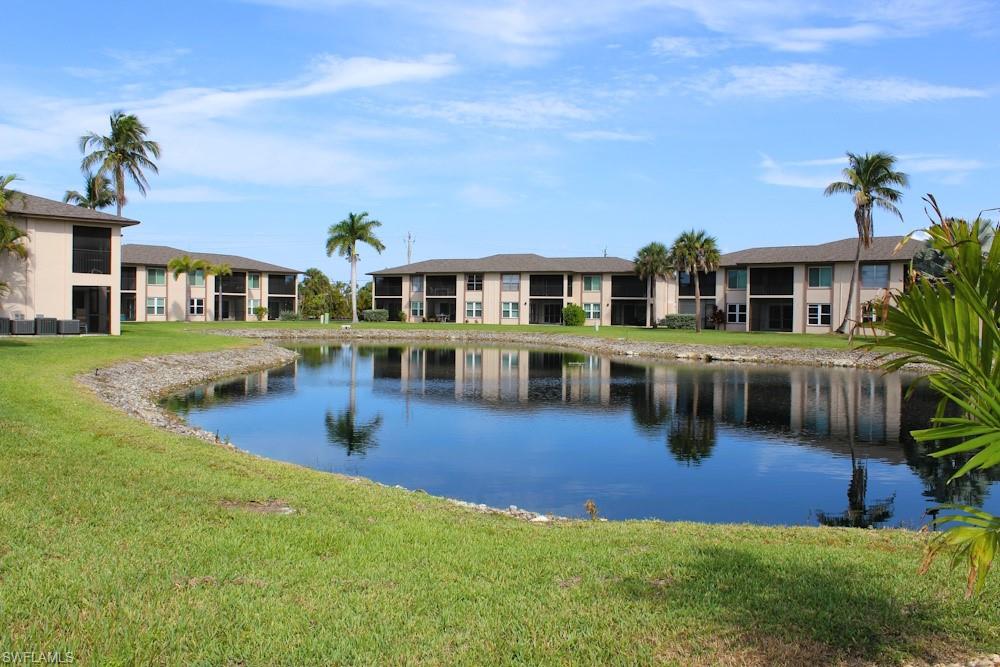 DAVIS WOODS CONDOMINIUM - Residential