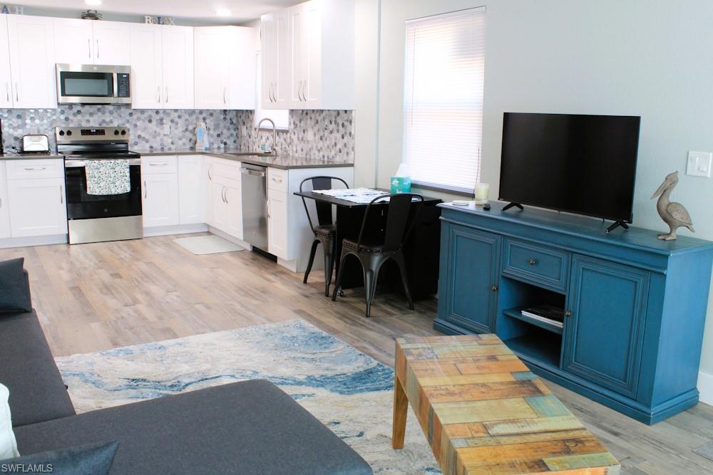 DAVIS WOODS CONDOMINIUM - Residential