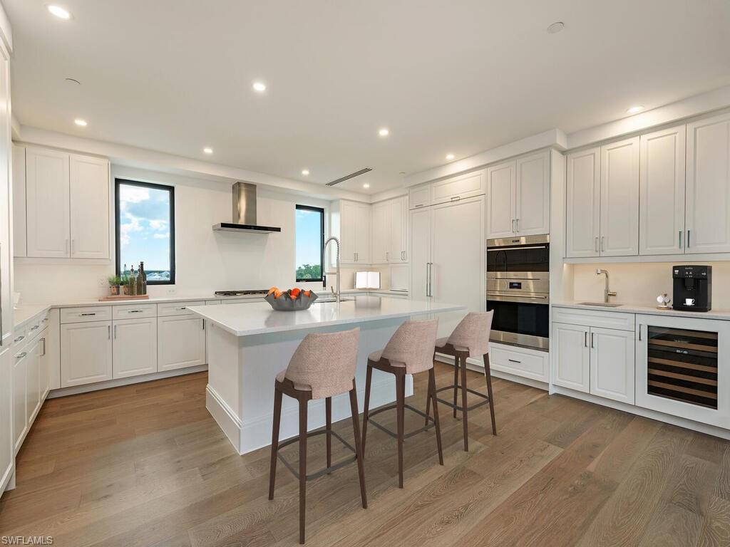 QUATTRO AT NAPLES SQUARE - Residential