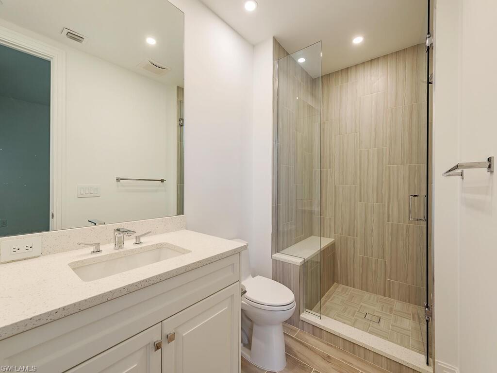 QUATTRO AT NAPLES SQUARE - Residential