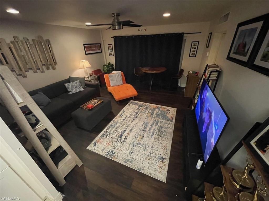 FIRST HARBOUR TOWER CONDO - Residential Lease
