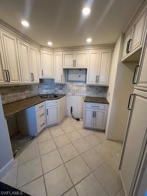 FIRST HARBOUR TOWER CONDO - Residential Lease