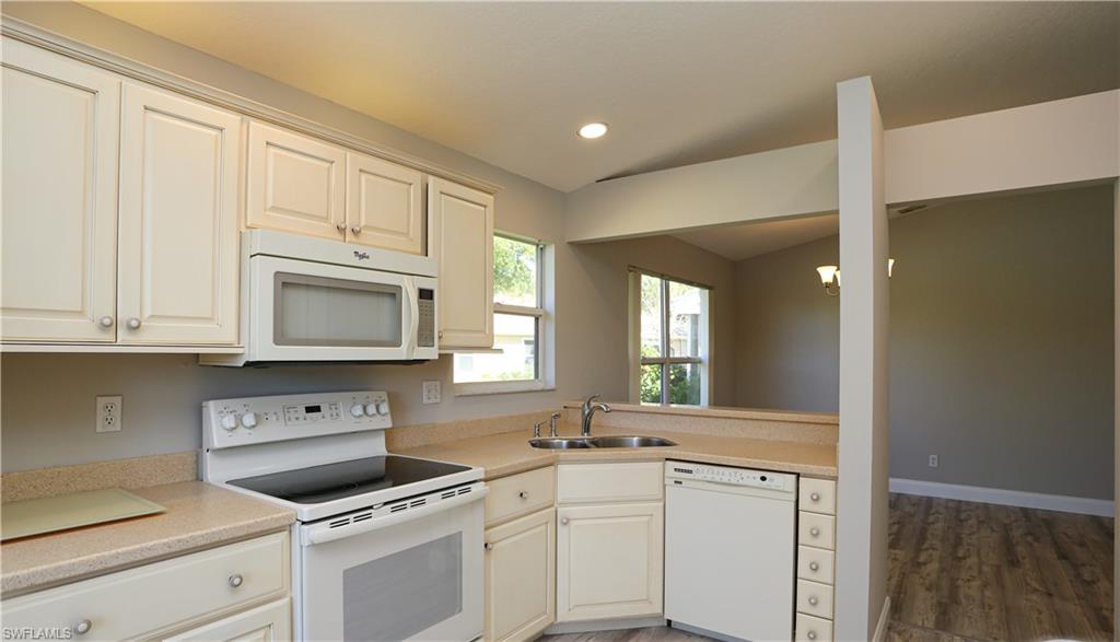 VILLAGES AT EMERALD BAY - Residential Lease
