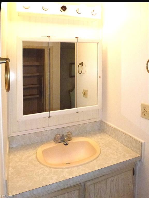 LAUREL ESTATES MOBILE HOME VIL - Residential