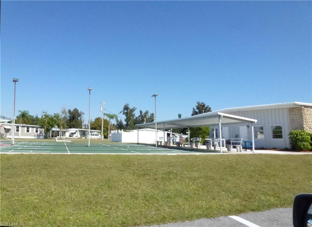 LAUREL ESTATES MOBILE HOME VIL - Residential