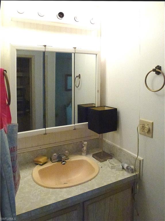 LAUREL ESTATES MOBILE HOME VIL - Residential
