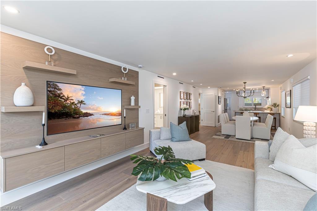 AQUALANE MANOR - Residential Lease