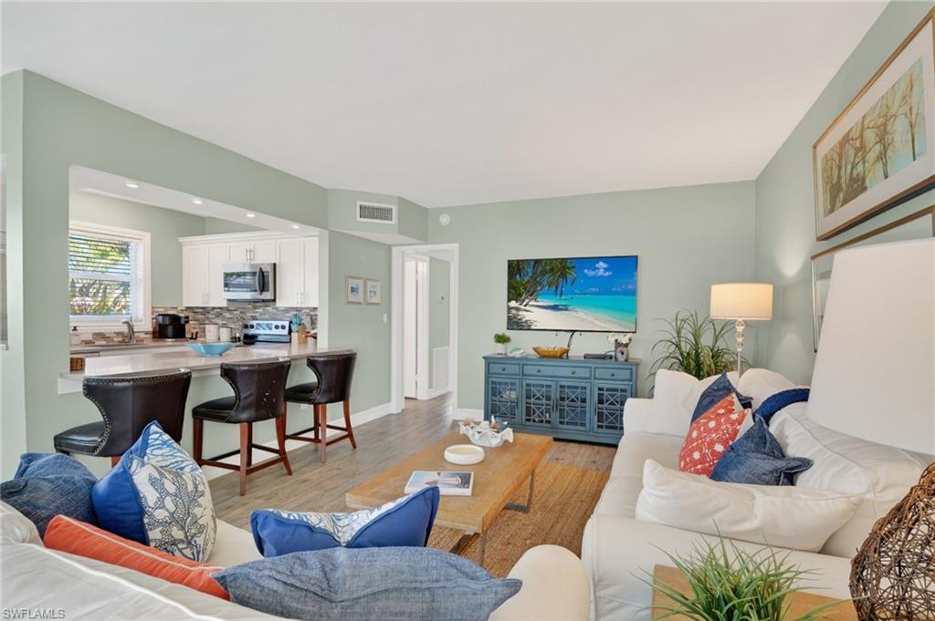 ALGONQUIN CLUB - Residential Lease