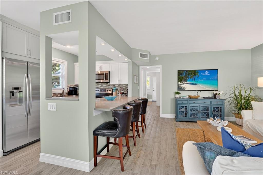 ALGONQUIN CLUB - Residential Lease