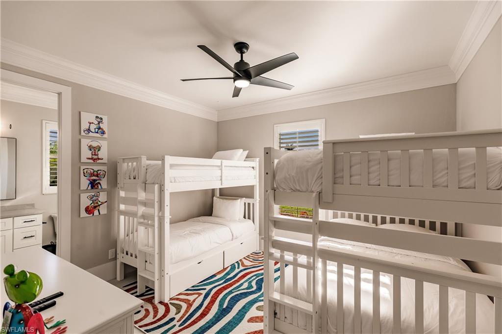 NAPLES PARK - Residential