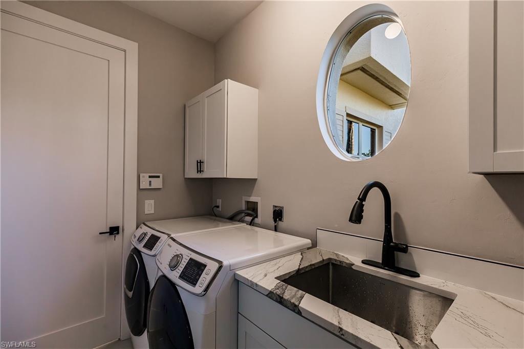 NAPLES PARK - Residential