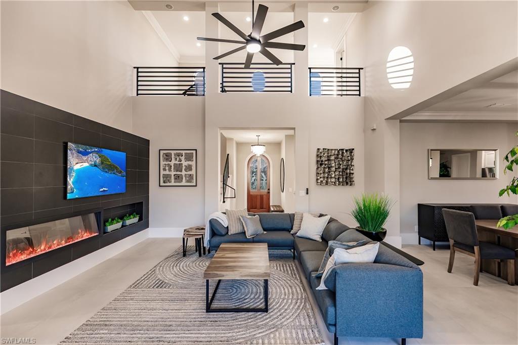 NAPLES PARK - Residential