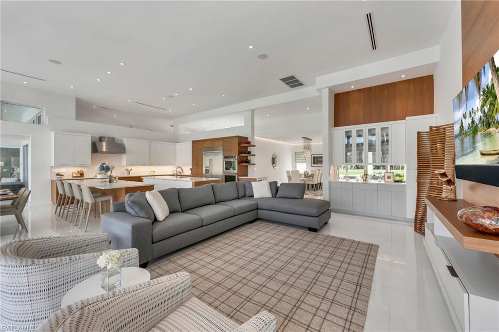 ESTATES AT GREY OAKS - Residential
